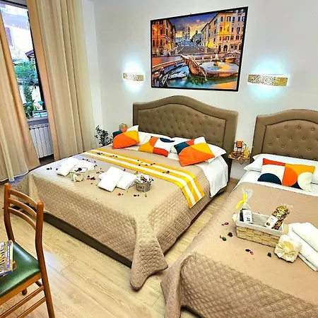 A Casa Simpatia Roma - Free Parking If You Book 4 Nights Rome