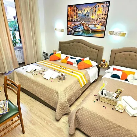 A Casa Simpatia Roma - Free Parking If You Book 4 Nights Frühstückspension Rom