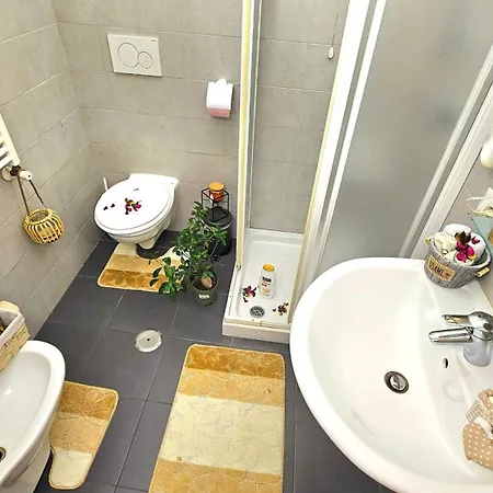 A Casa Simpatia Roma - Free Parking If You Book 4 Nights *